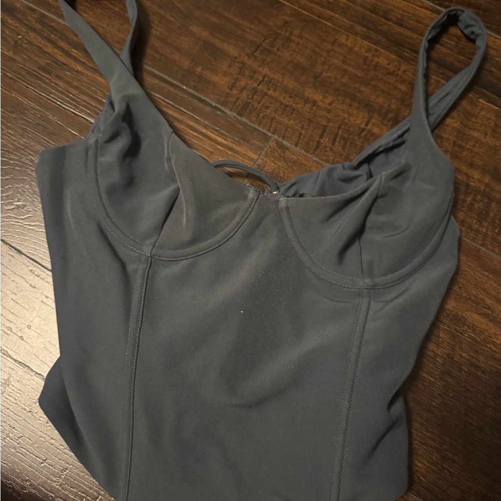 White fox boutique corset top brand new never worn size S